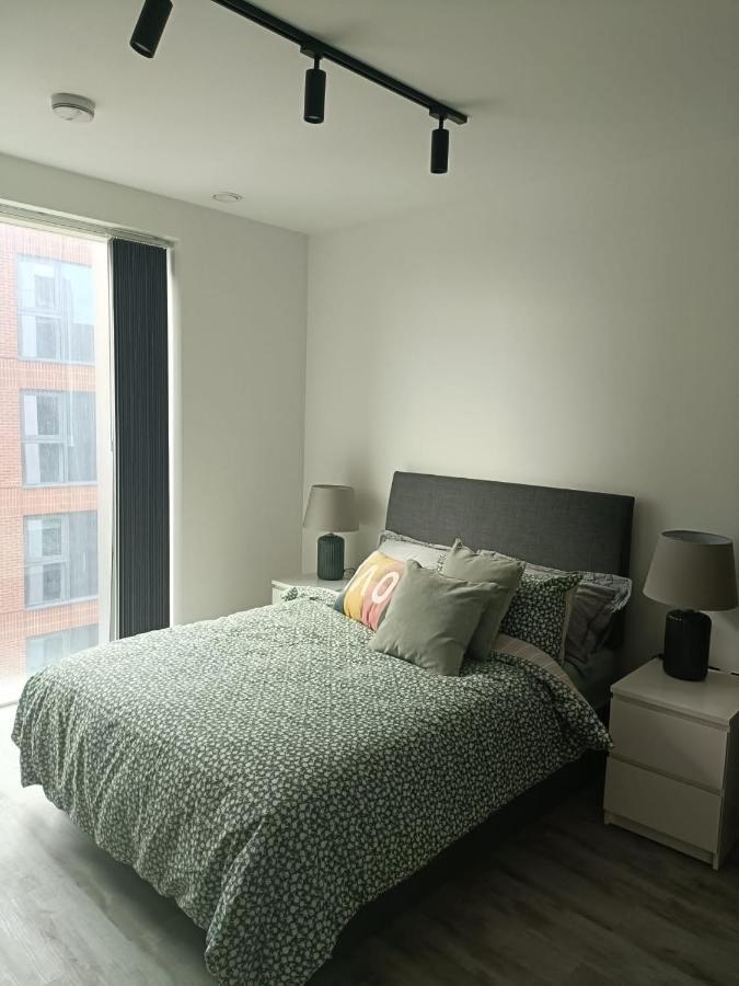 Apartmán One West Point , Icon Tower Londýn Exteriér fotografie