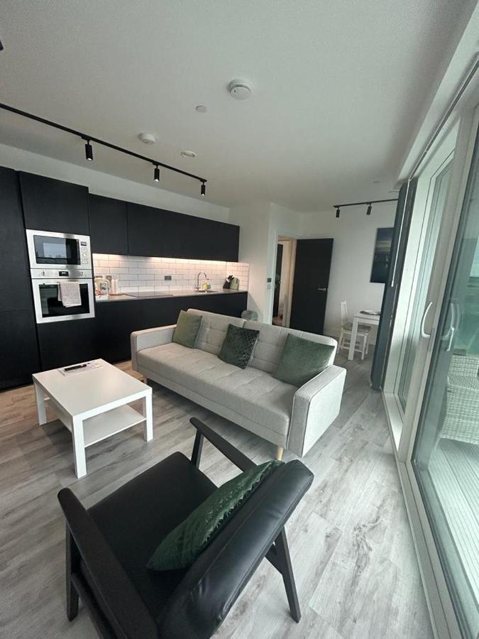 Apartmán One West Point , Icon Tower Londýn Exteriér fotografie